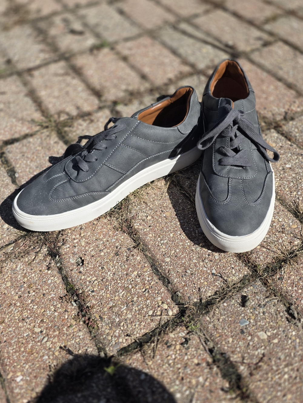 Men's Gray Casual Lace-Up Sneakers